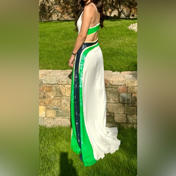 Rosie Assoulin O'Delia Sequin Gown Stunning gown - size 4 - Picture 5 of 5